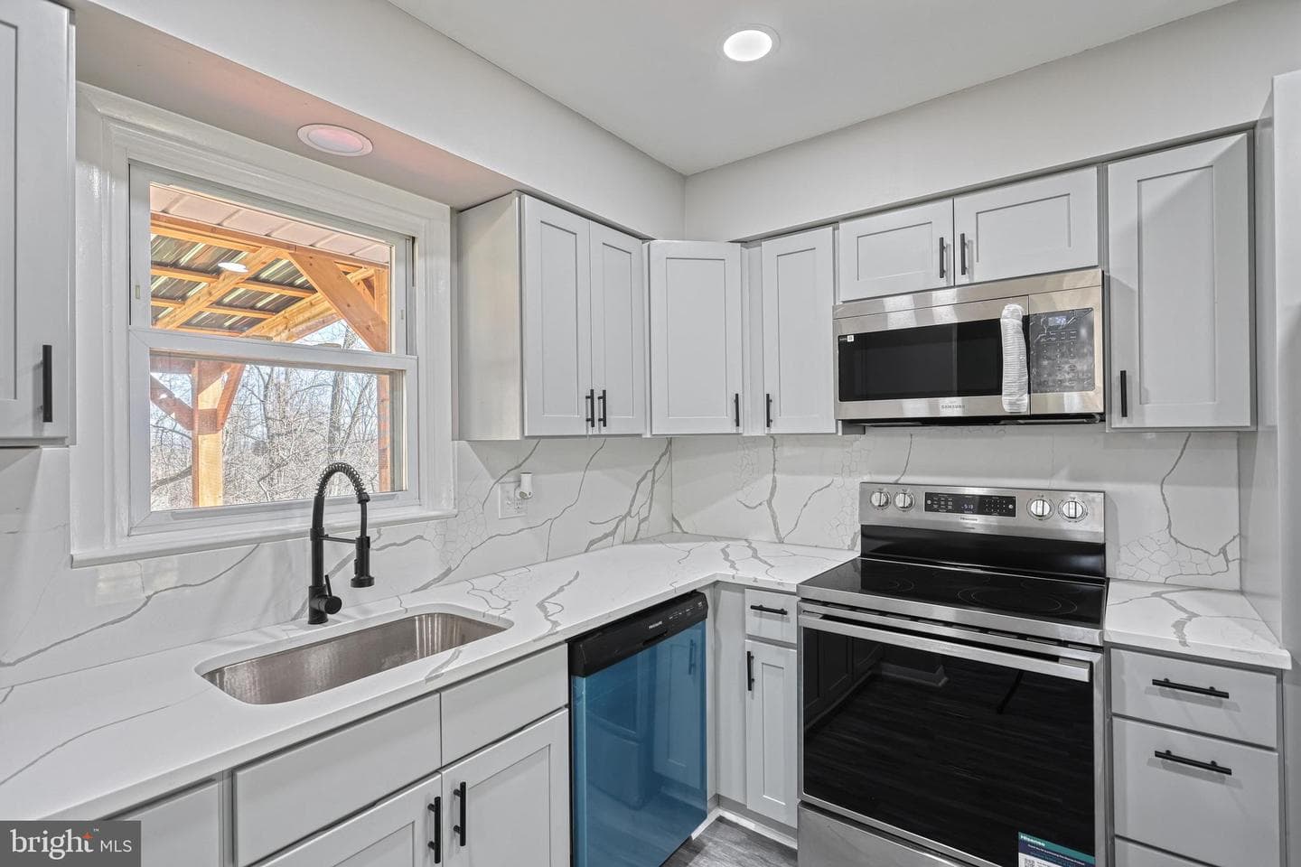 482 Pleasantview Road photo 14