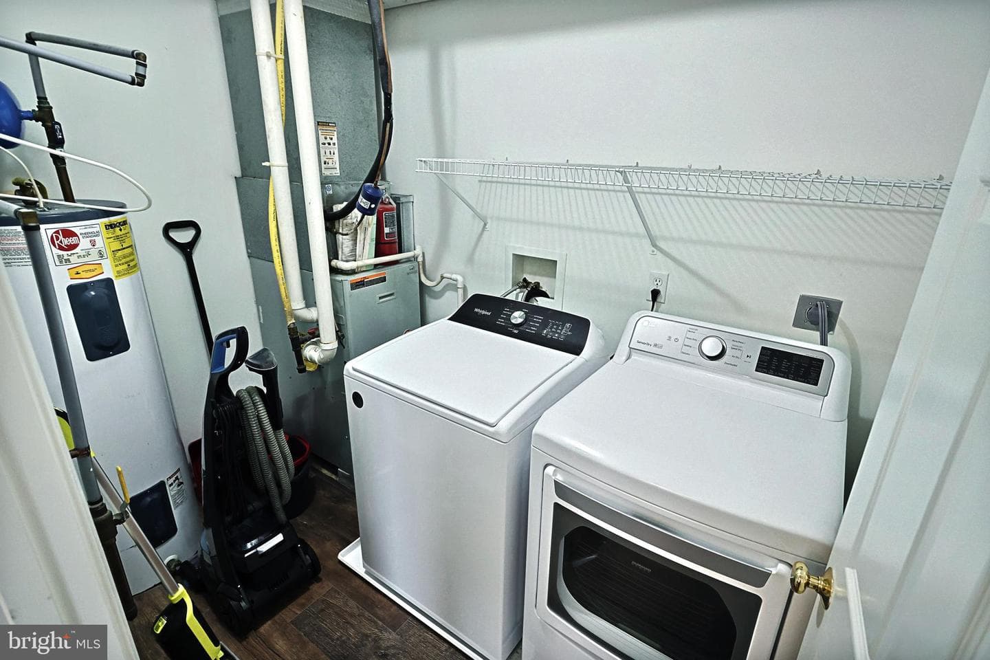 302 Cherry Street photo 11