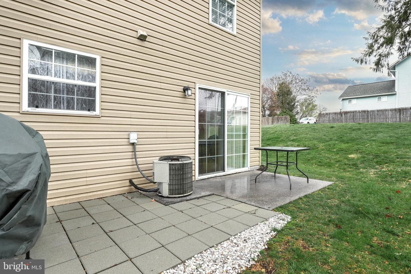 302 Cherry Street photo 23