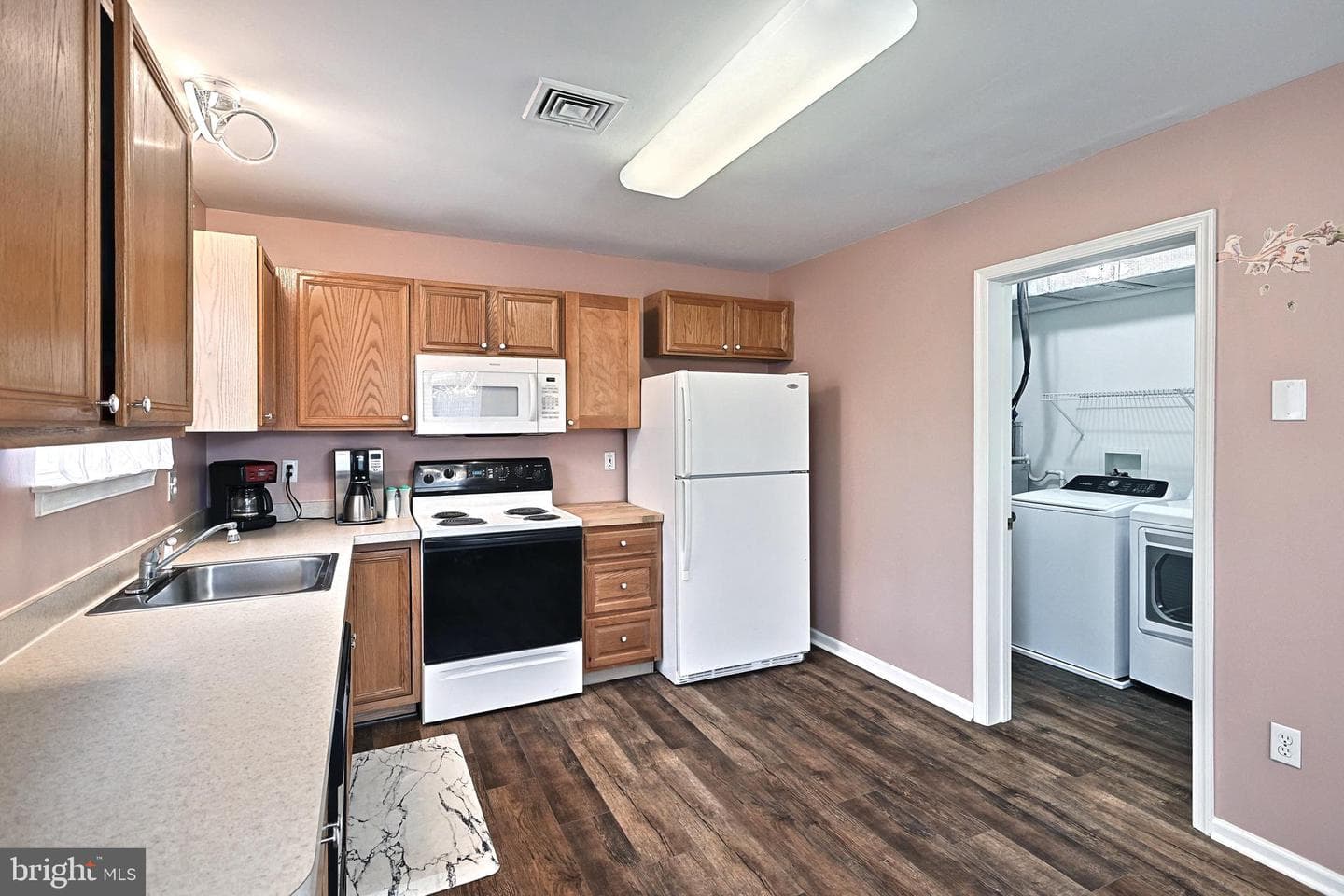 302 Cherry Street photo 8