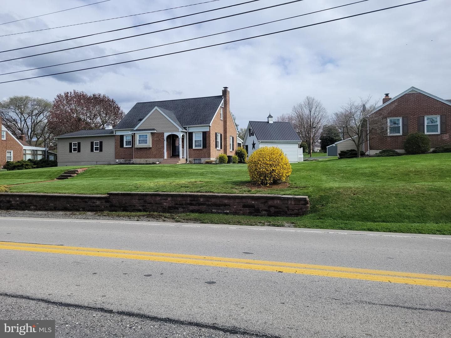 60 W Hanover Street photo 2