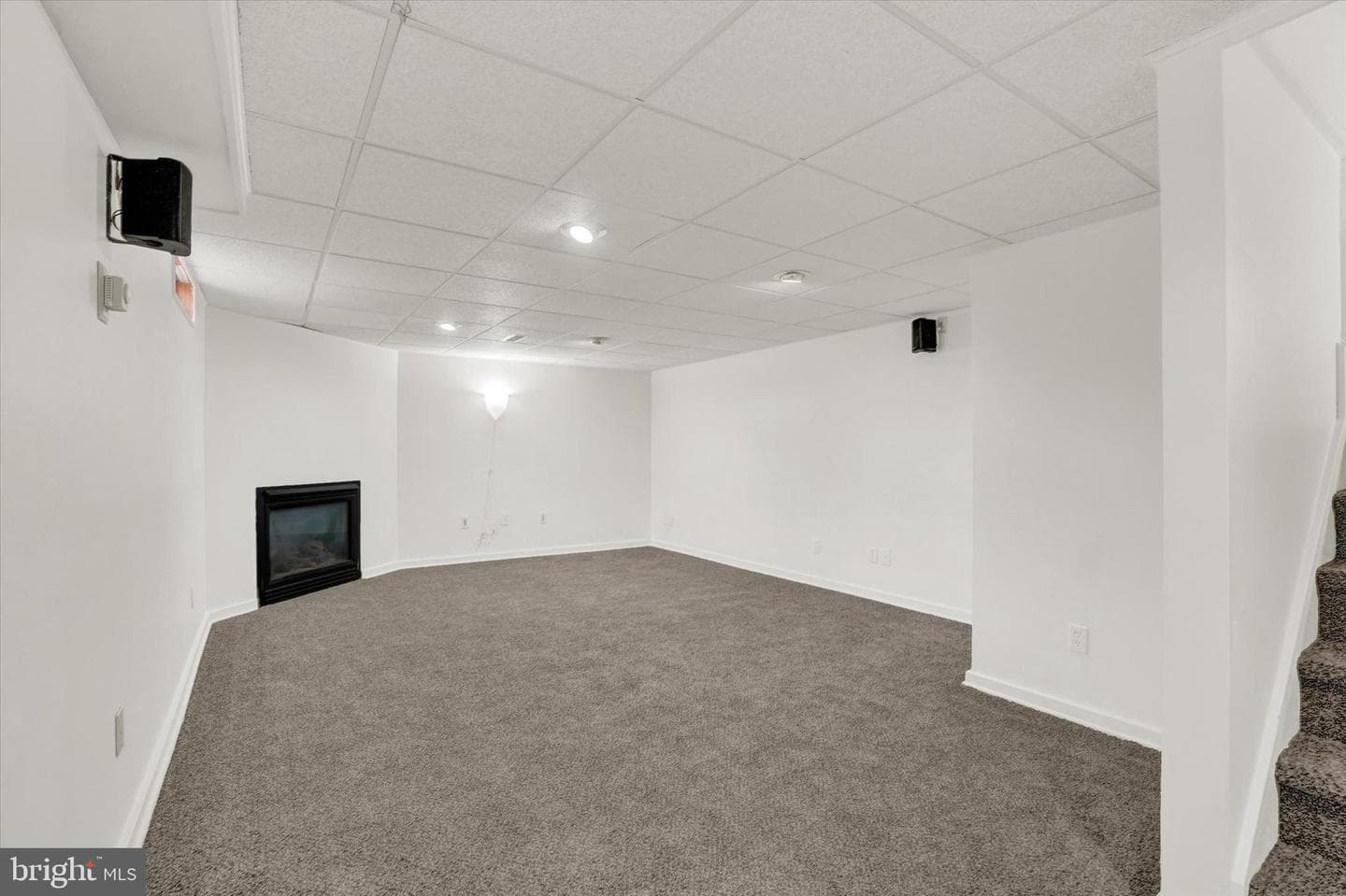 500 Maywood Road photo 22