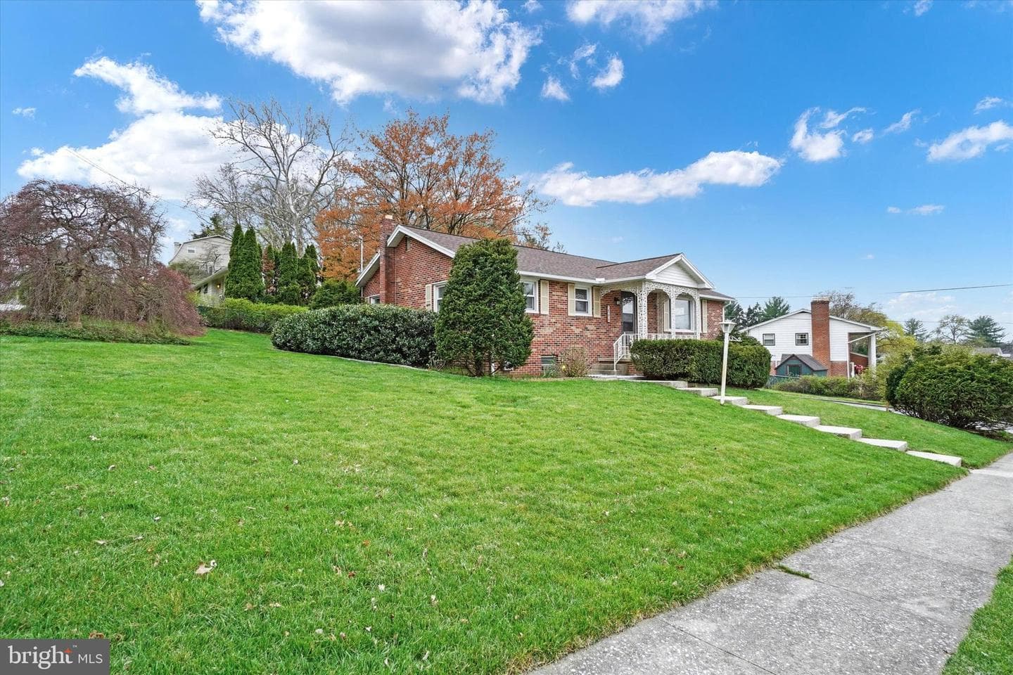 500 Maywood Road photo 35