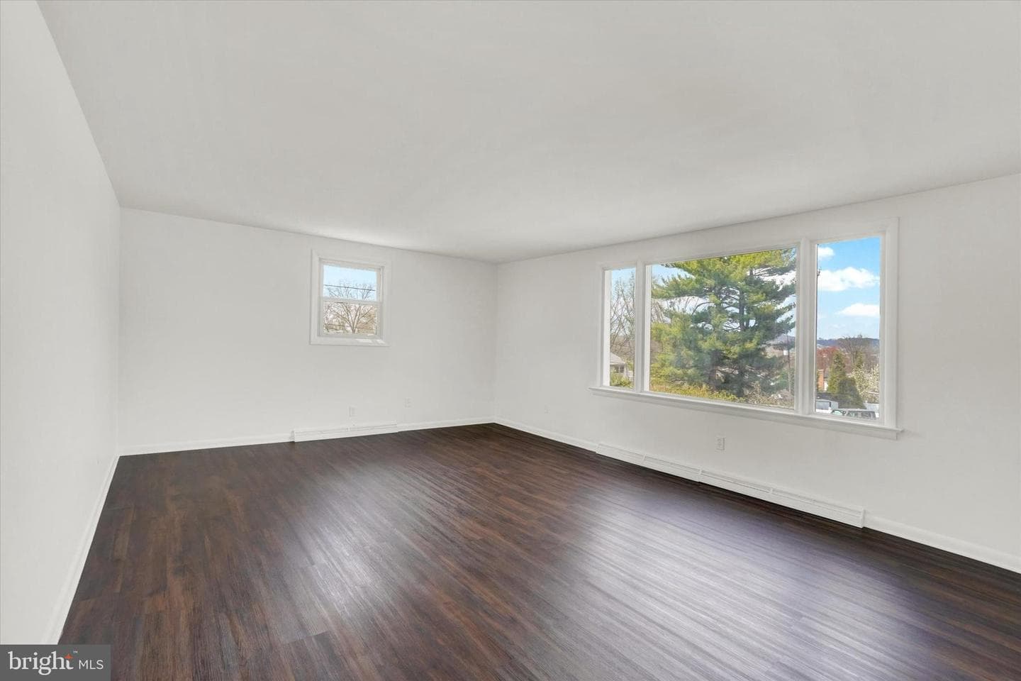 500 Maywood Road photo 5