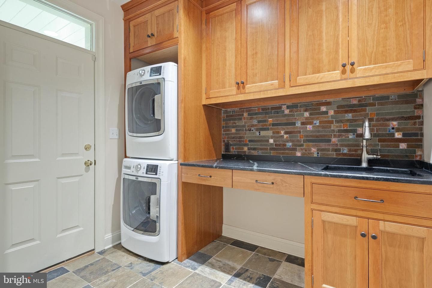 1745 Wyndham Drive photo 45