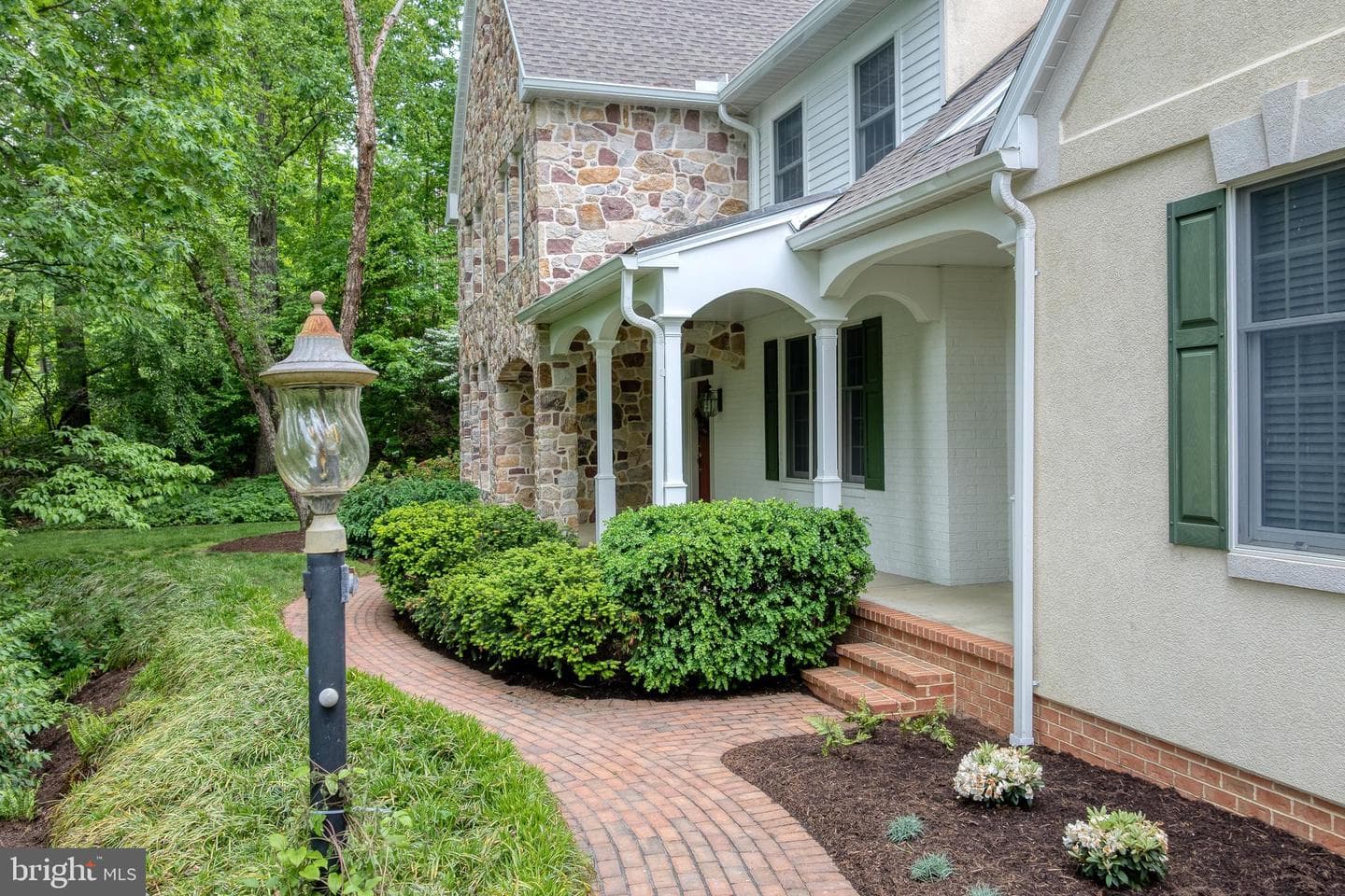 1745 Wyndham Drive photo 8