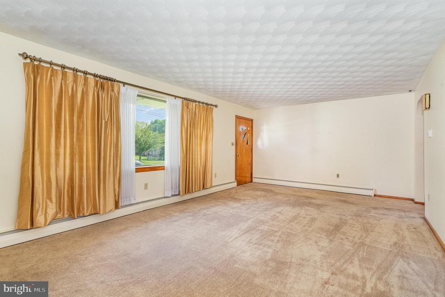 3051 Salem Avenue photo 7