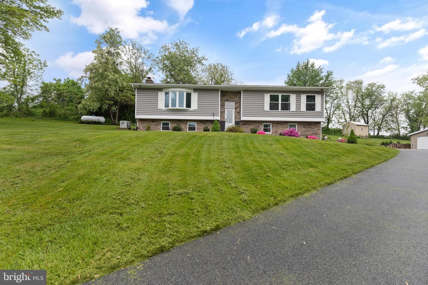 501 Mount Olivet Church Road photo 3