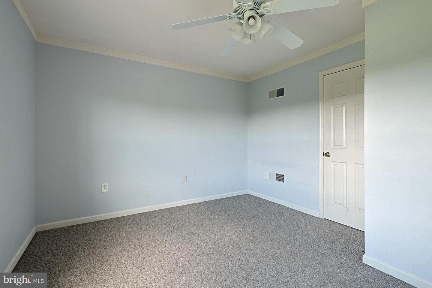 220 Sunset Circle photo 25