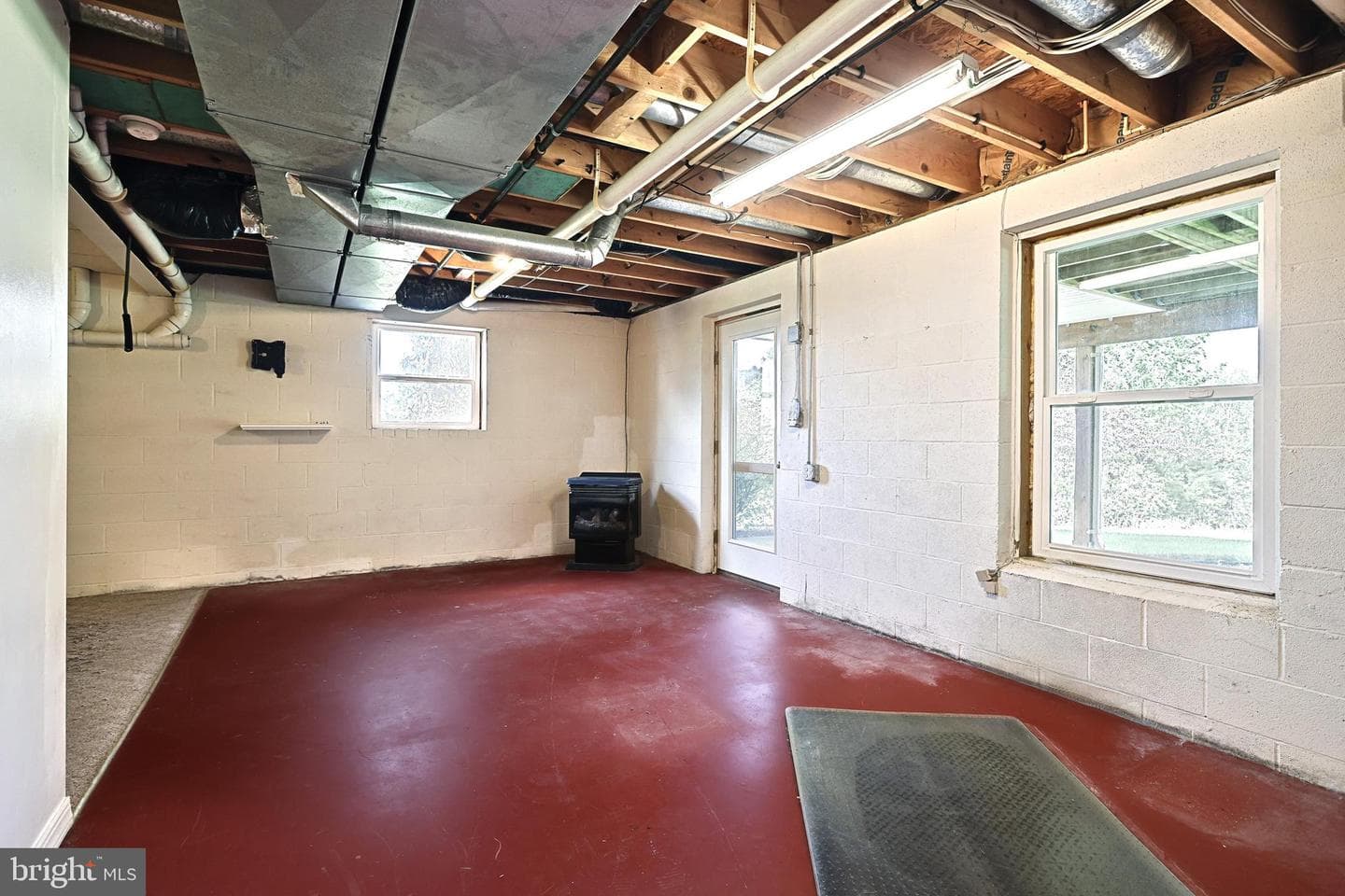 220 Sunset Circle photo 32
