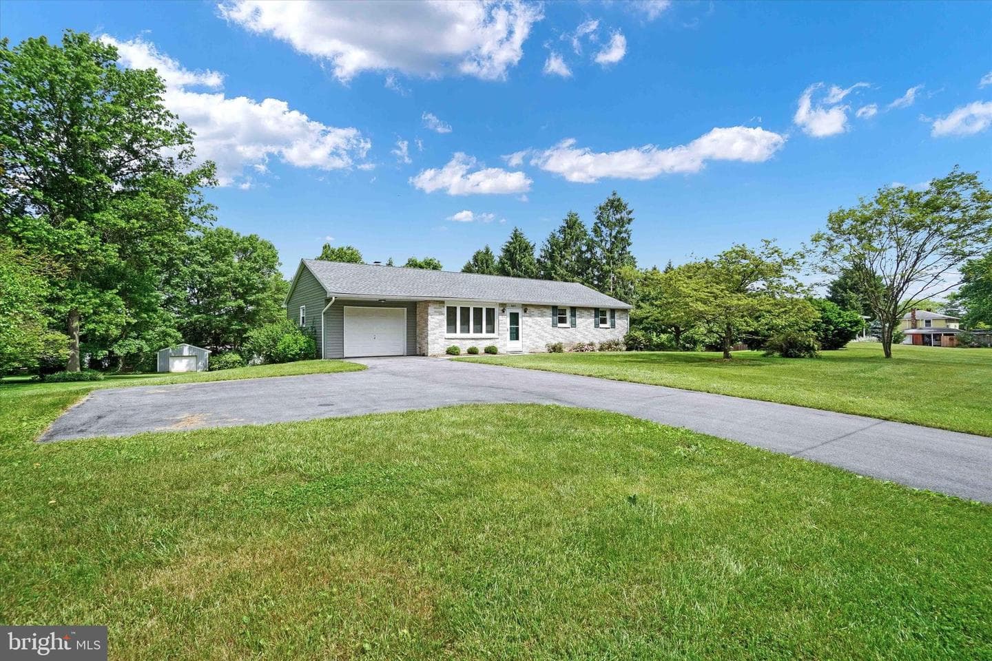 5011 Pine Hill Road photo 2
