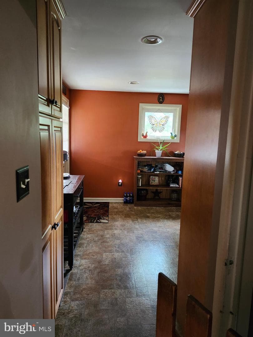 734 Hanover Road photo 12