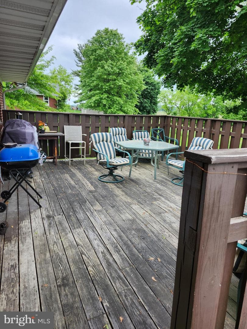 734 Hanover Road photo 13