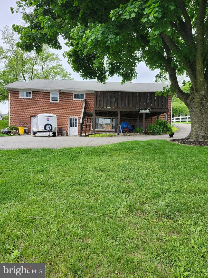 734 Hanover Road photo 31