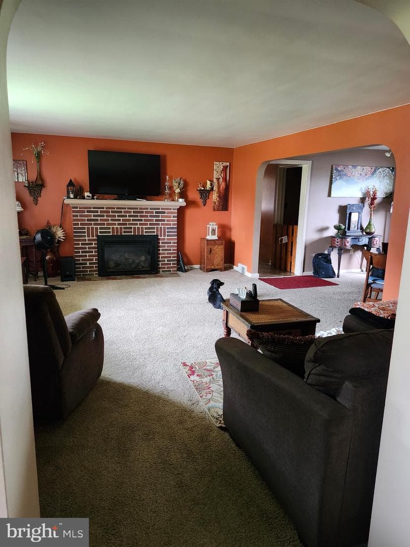 734 Hanover Road photo 9
