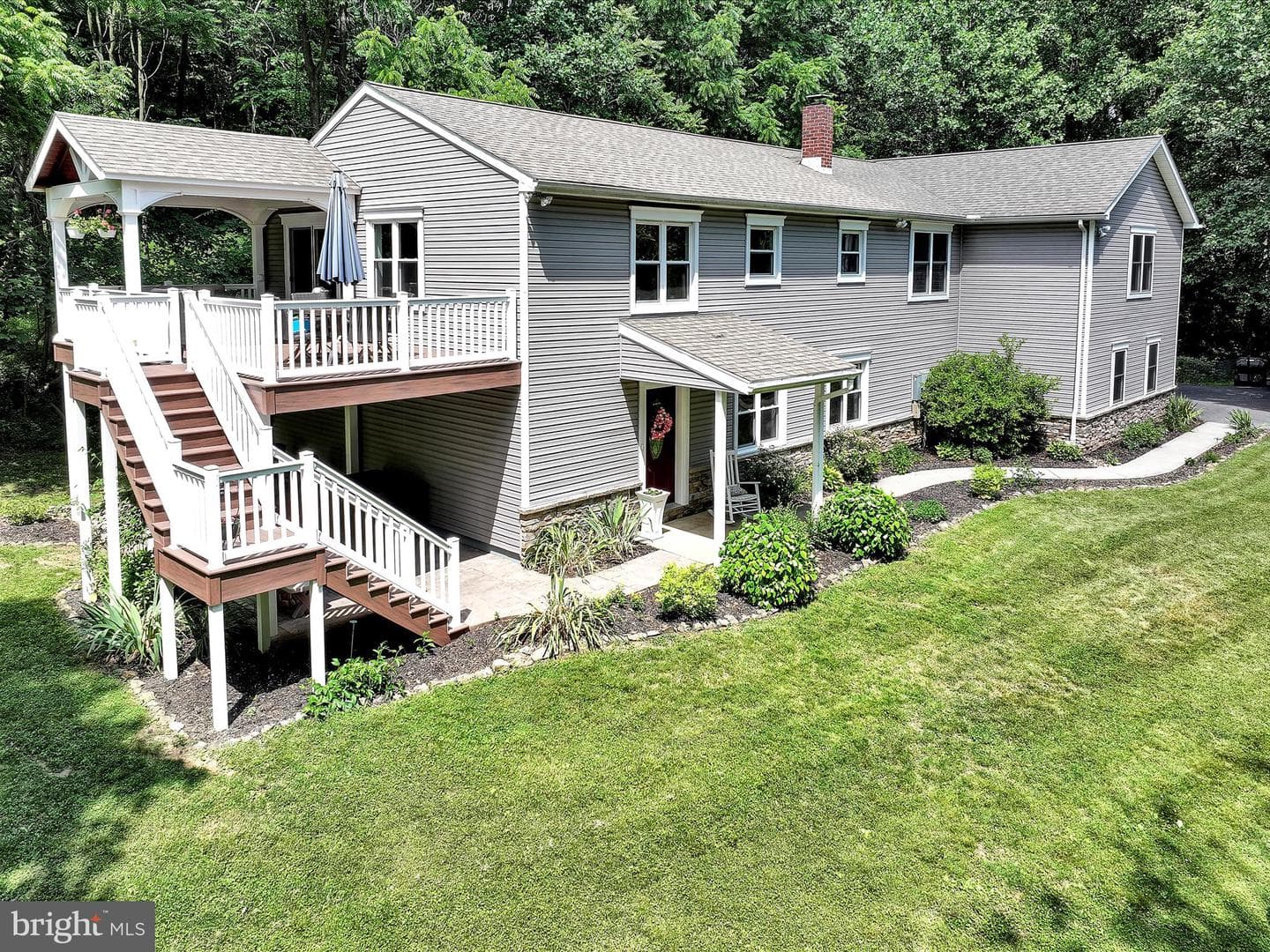550 Sandpiper Lane photo 2