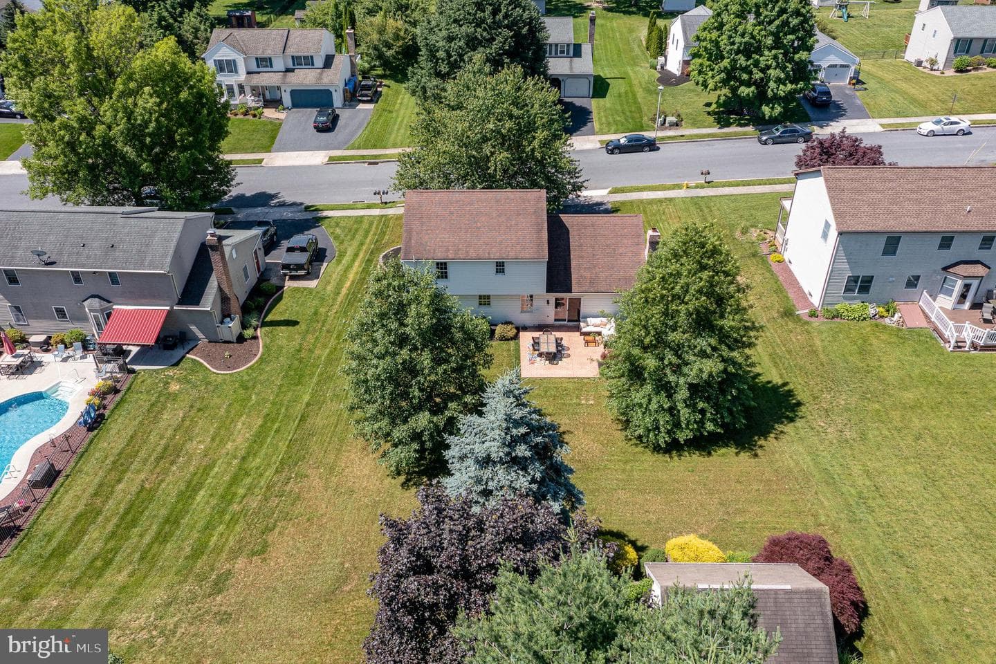 111 Maple Street photo 47