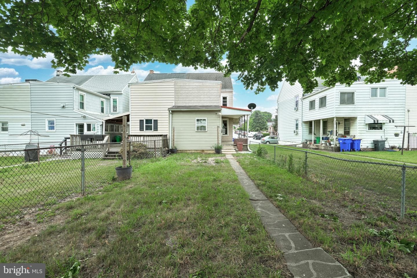 139 E 7th Avenue photo 9