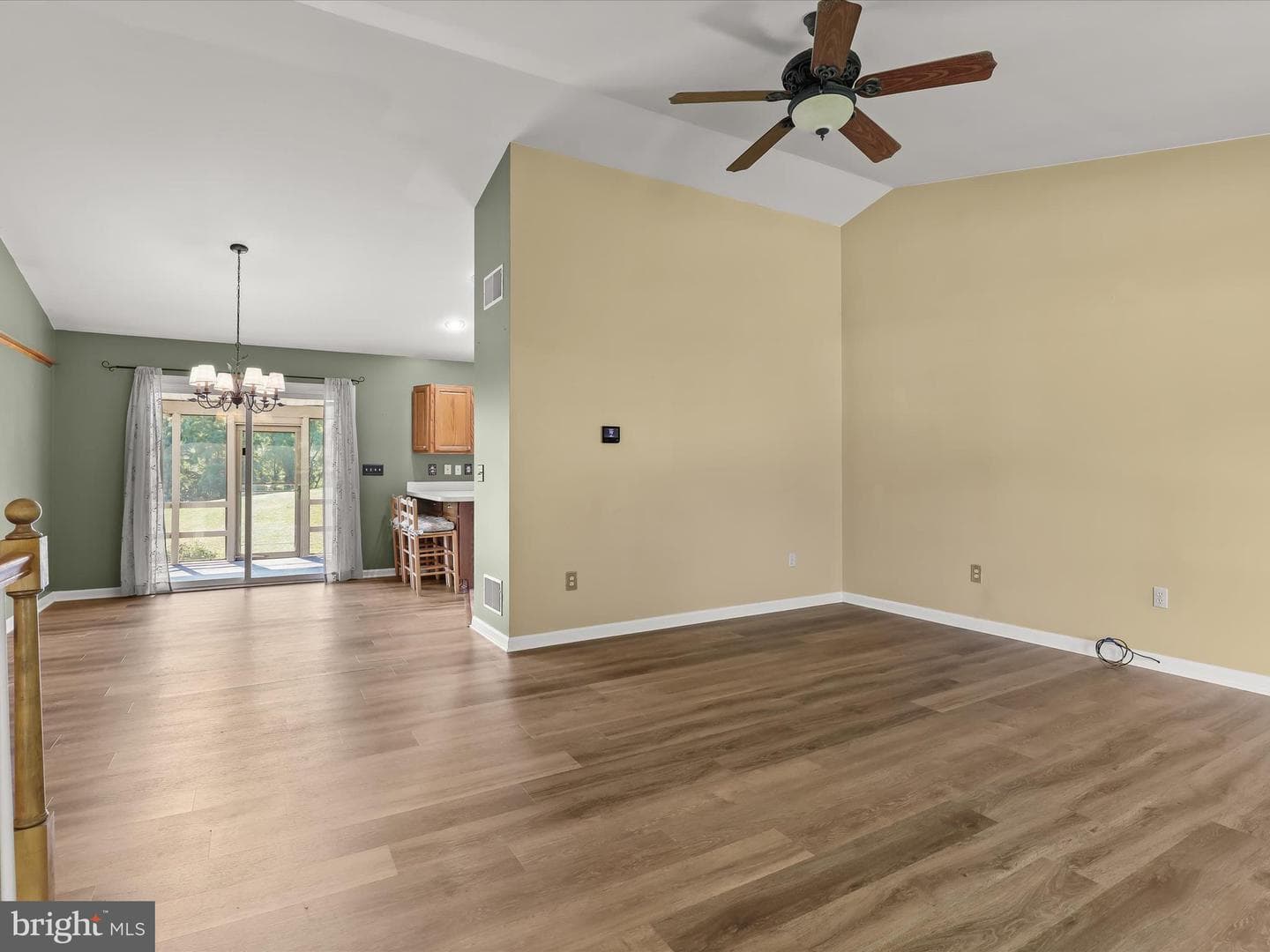 21 Circle Drive photo 8