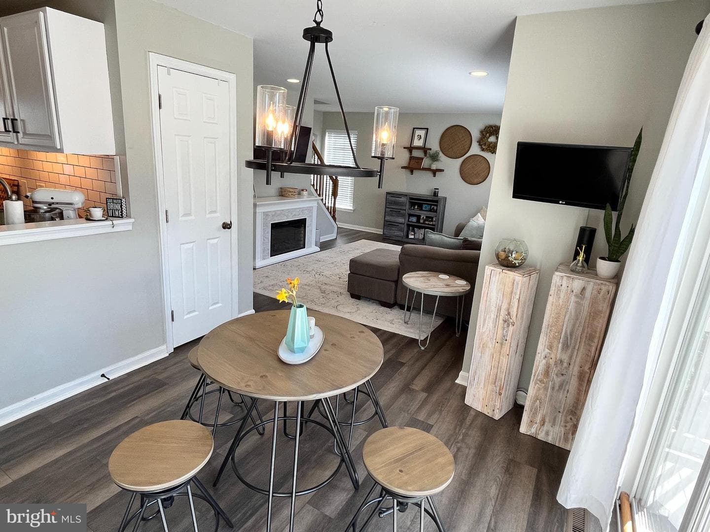 146 Martel Circle photo 18