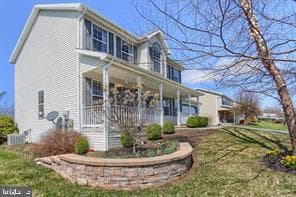 146 Martel Circle photo 2