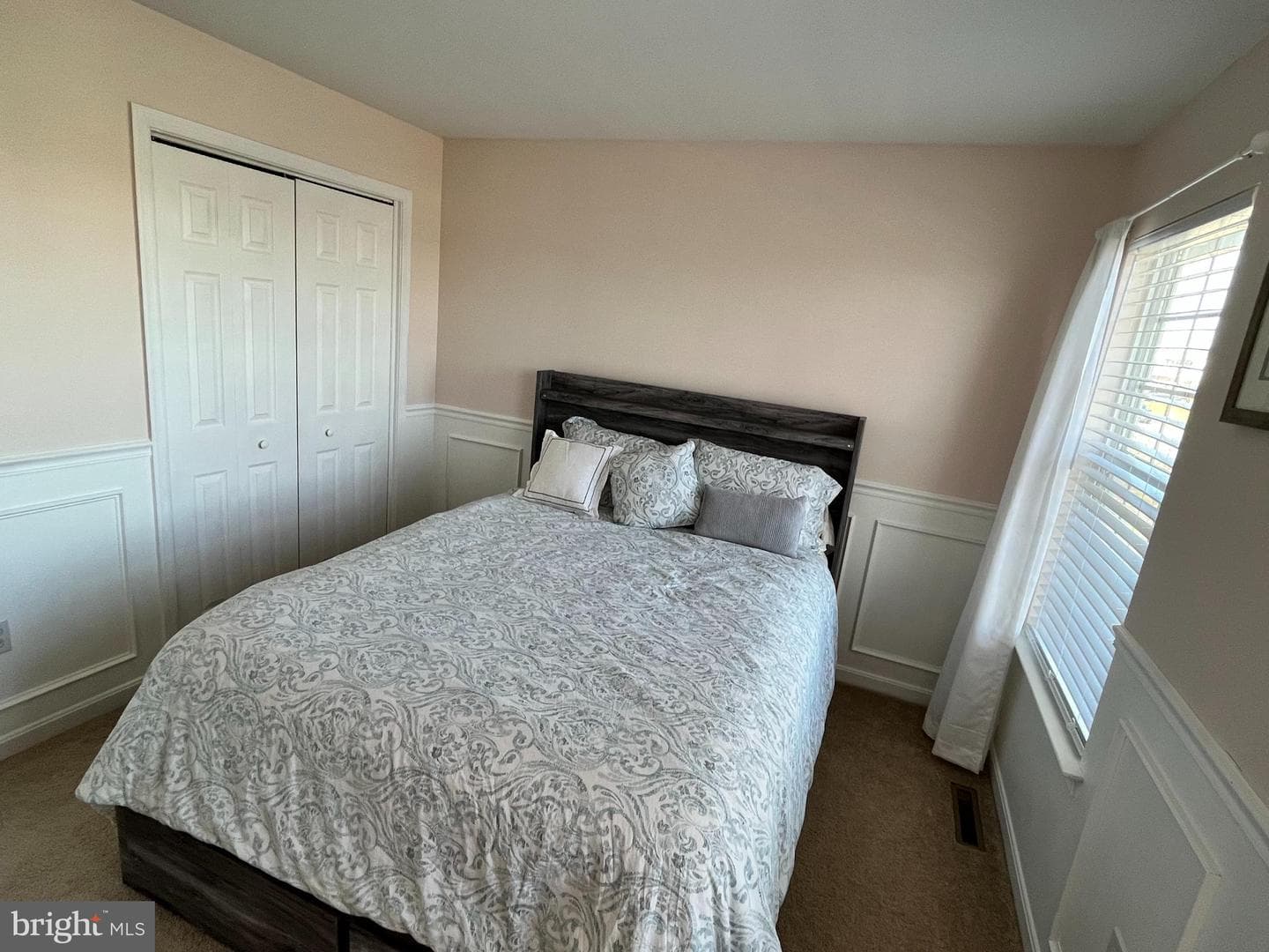 146 Martel Circle photo 29