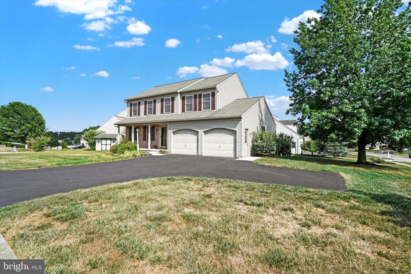 640 Sterling Drive photo 3