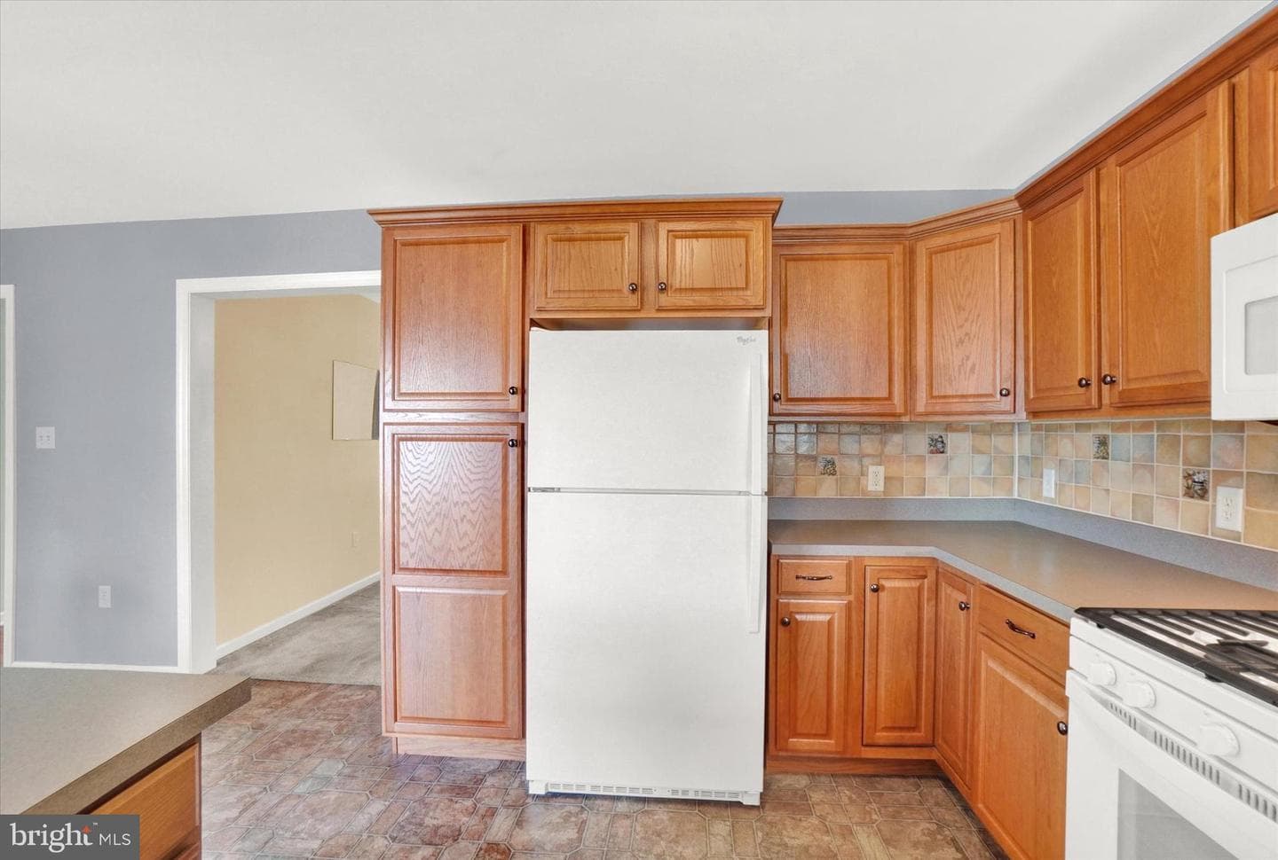 640 Sterling Drive photo 8