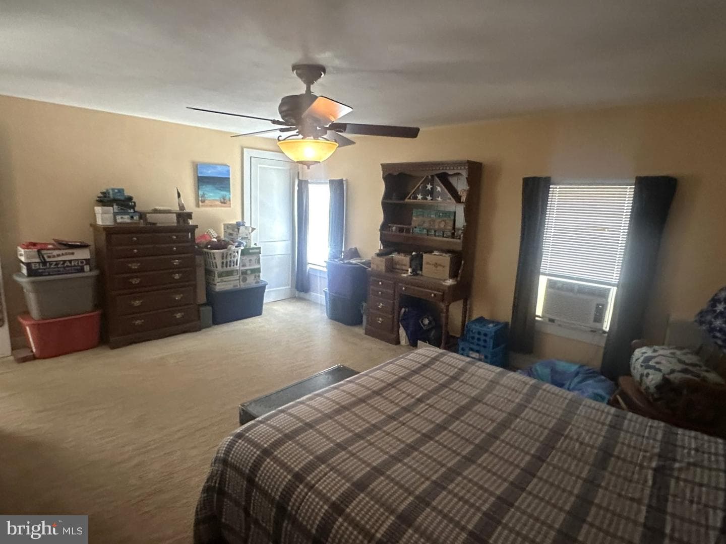 110 Maple Avenue photo 16