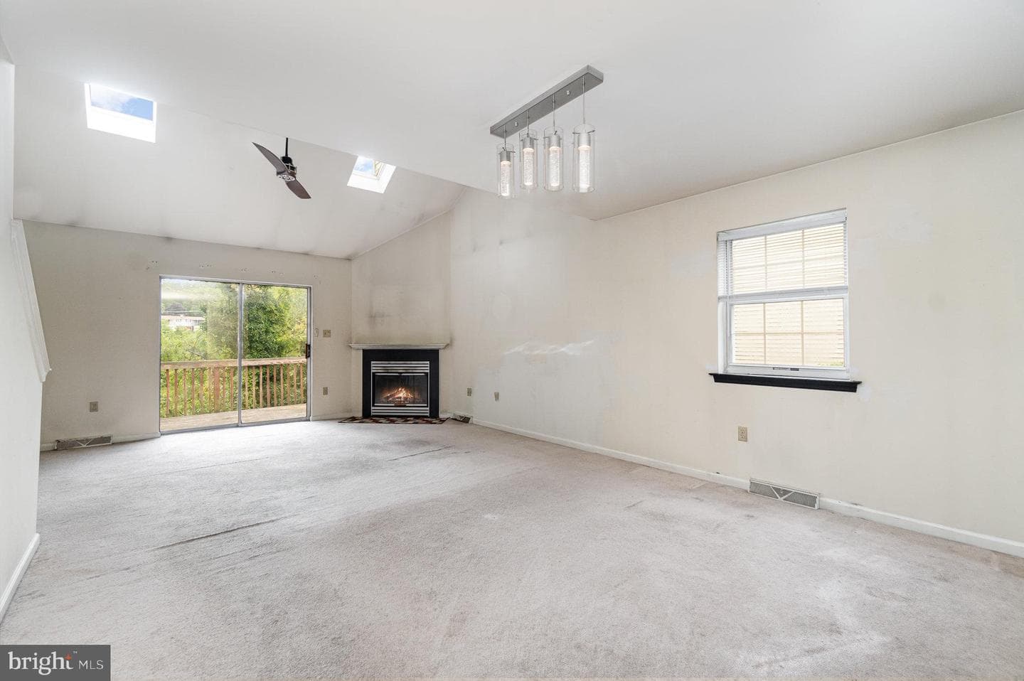 613 Misty Hill Lane photo 3