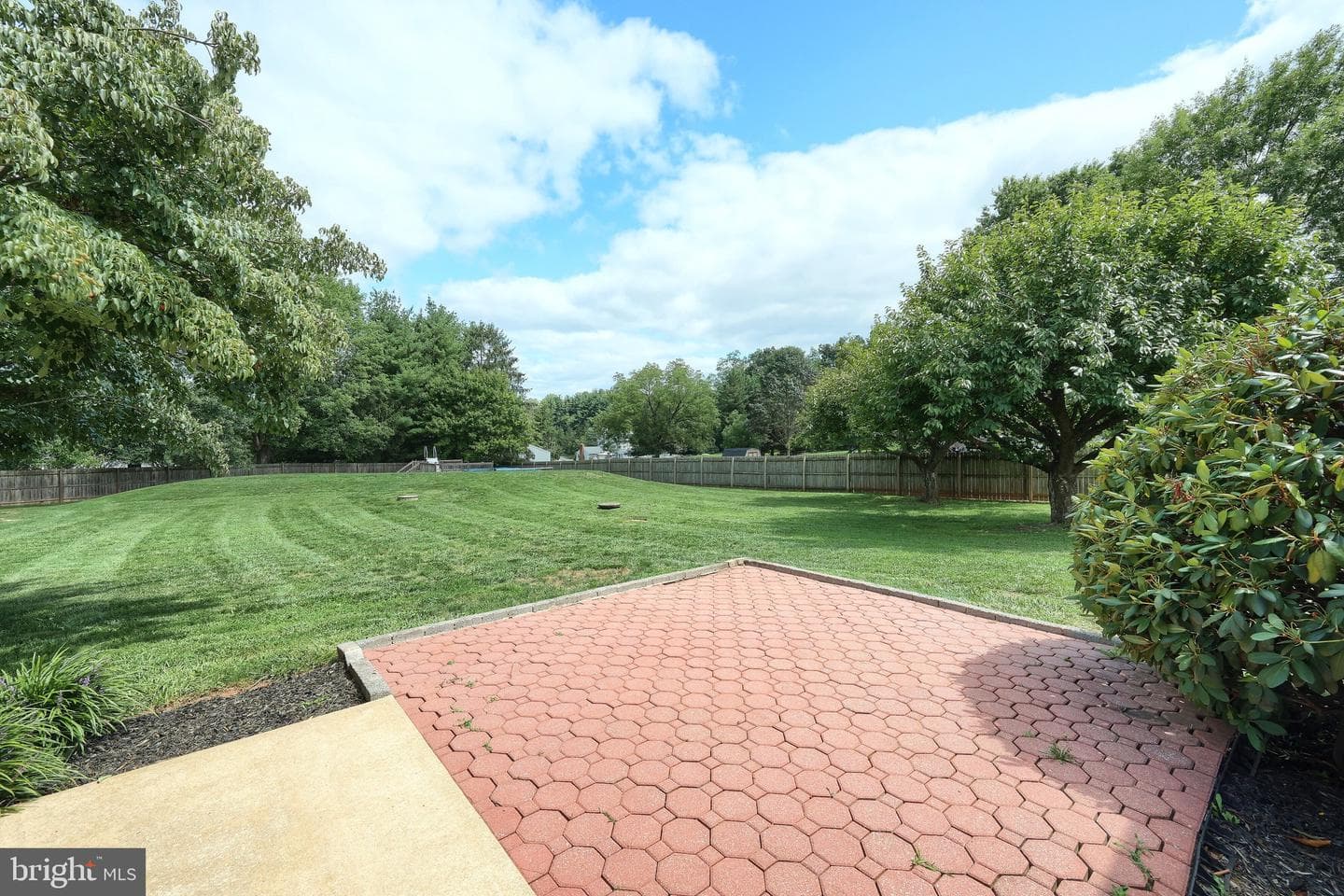3225 Brittany Court photo 14