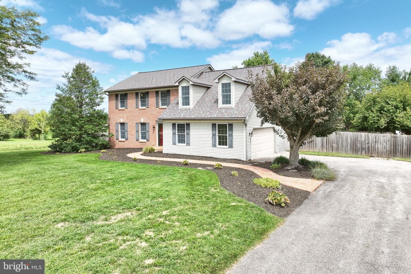 3225 Brittany Court photo 4
