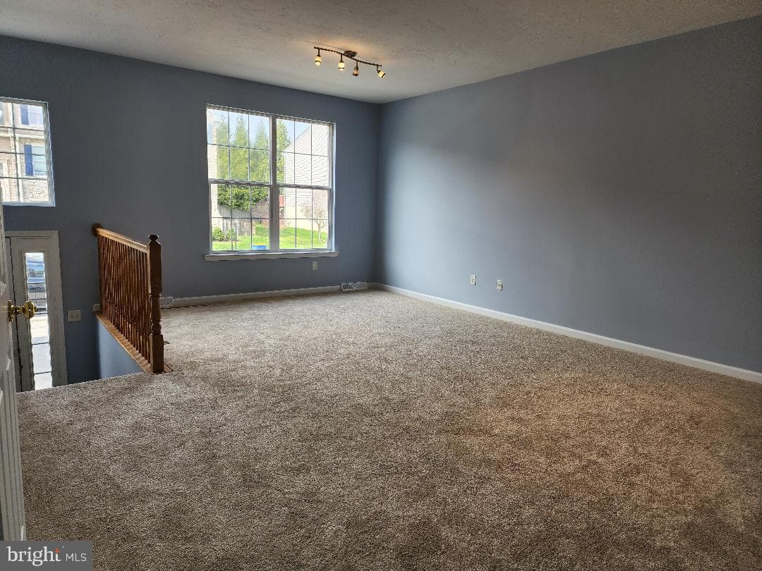 1324 Wanda Drive photo 7
