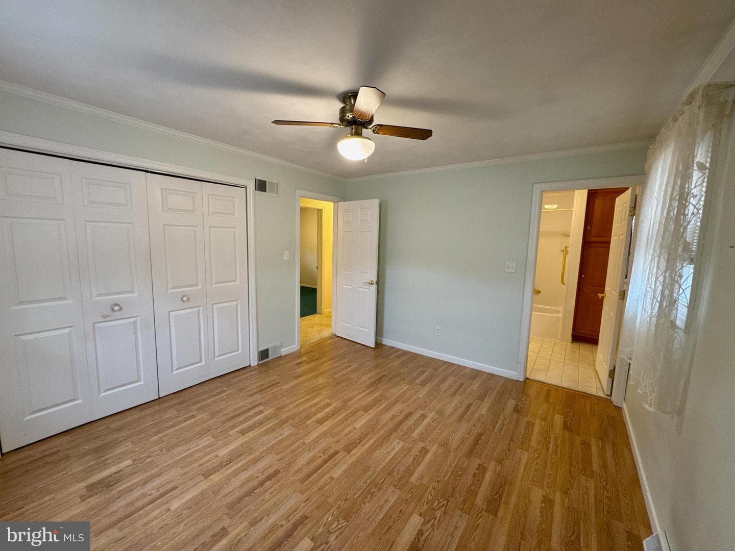 108 Thomas Avenue photo 23