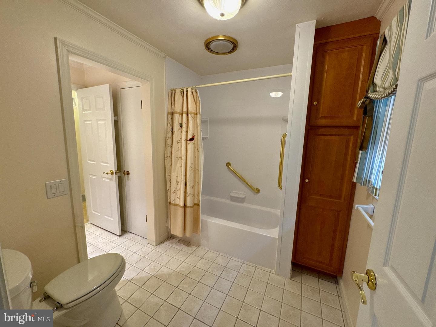 108 Thomas Avenue photo 26