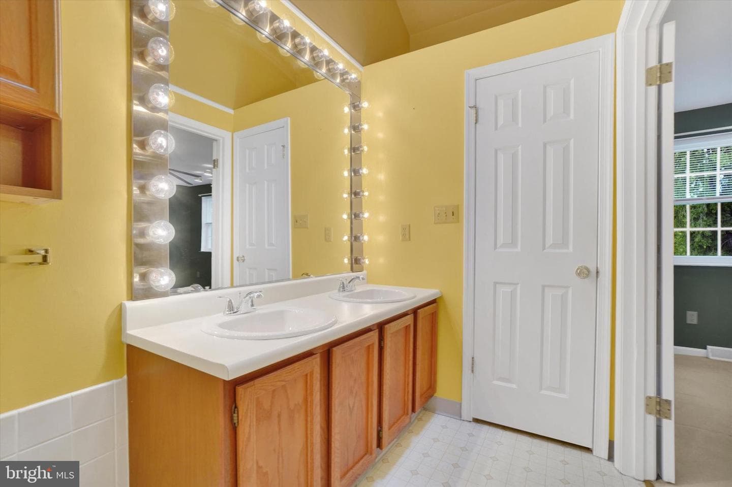 972 Eagle Lane #972 photo 12