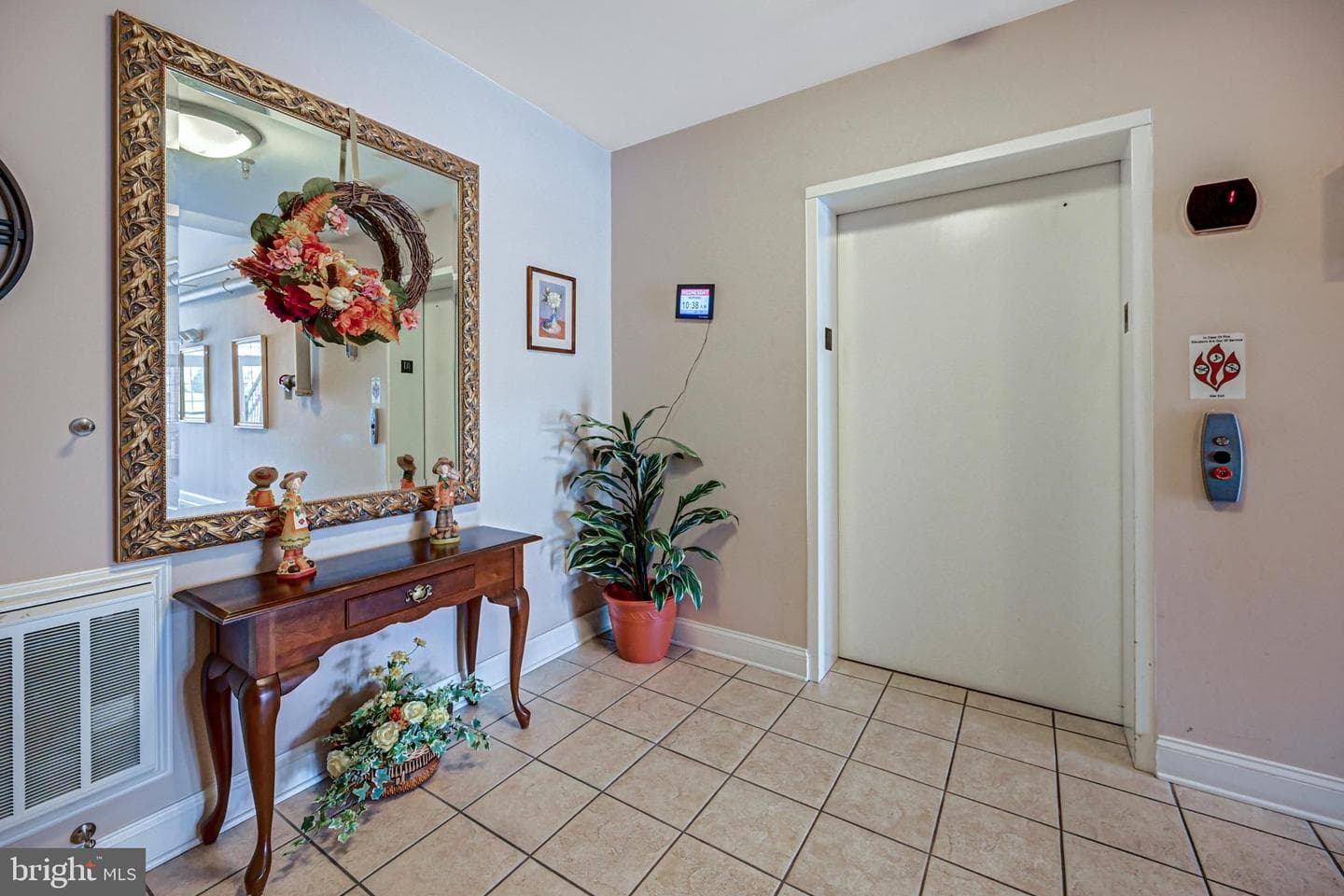 1030 Crest Way #201 photo 7