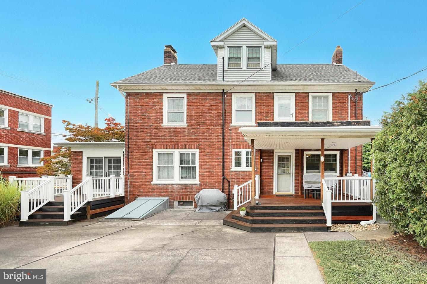 31 N Adams Street photo 5