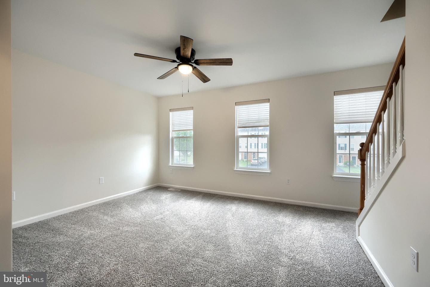 1083 Hearthridge Lane photo 19