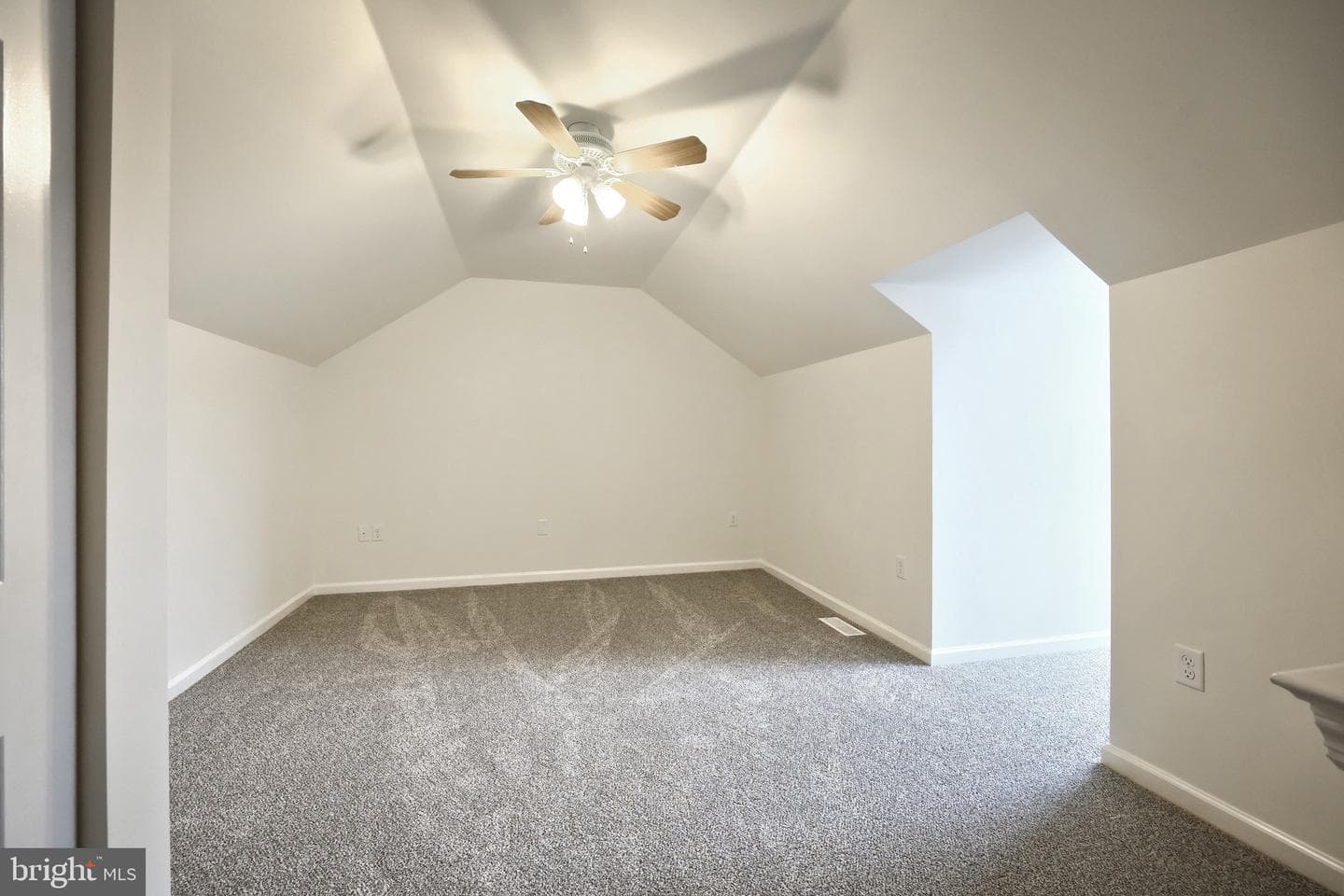 1083 Hearthridge Lane photo 30