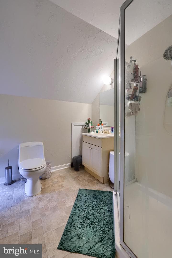 595 Dietz Road photo 23