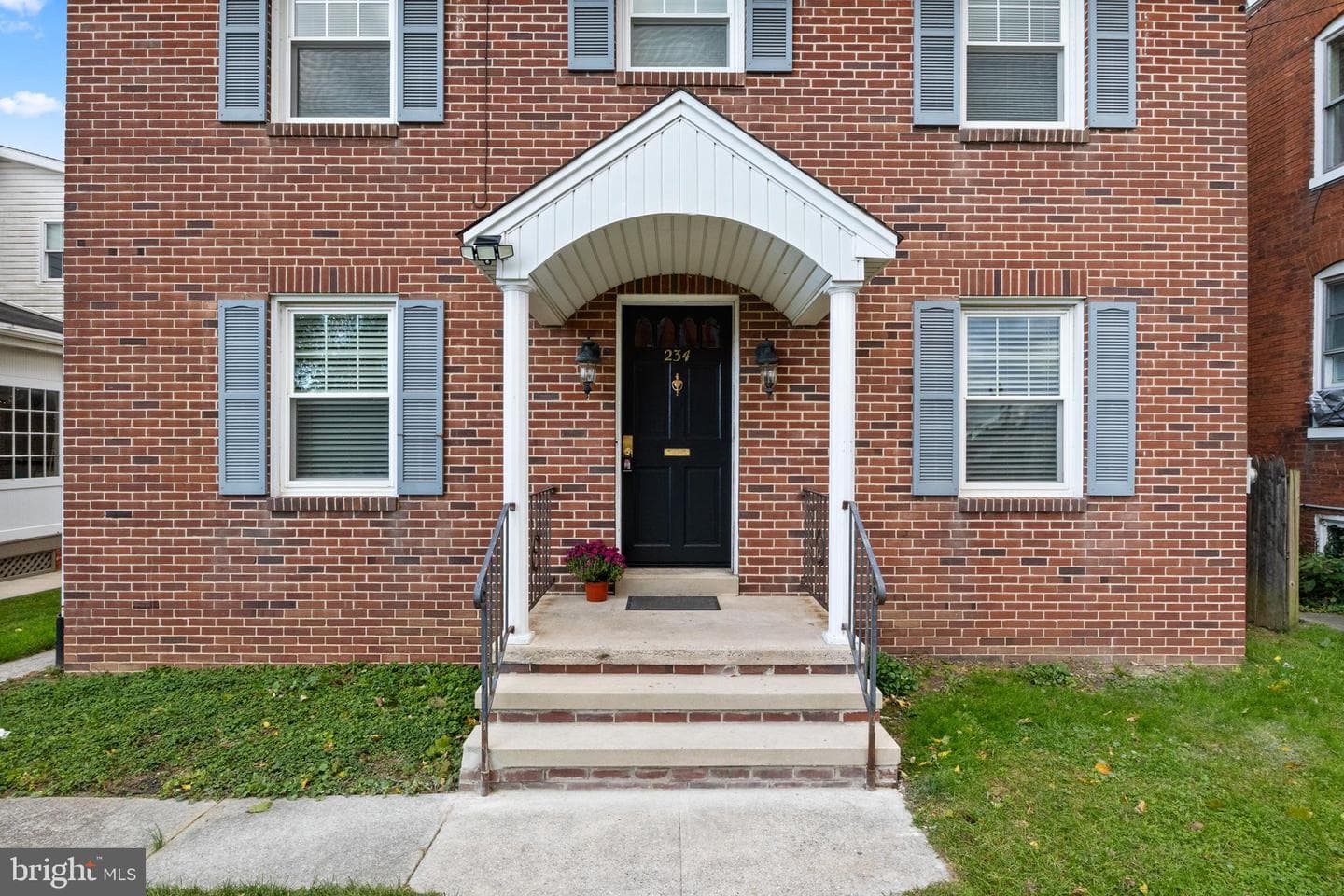 234 N Franklin Street photo 3