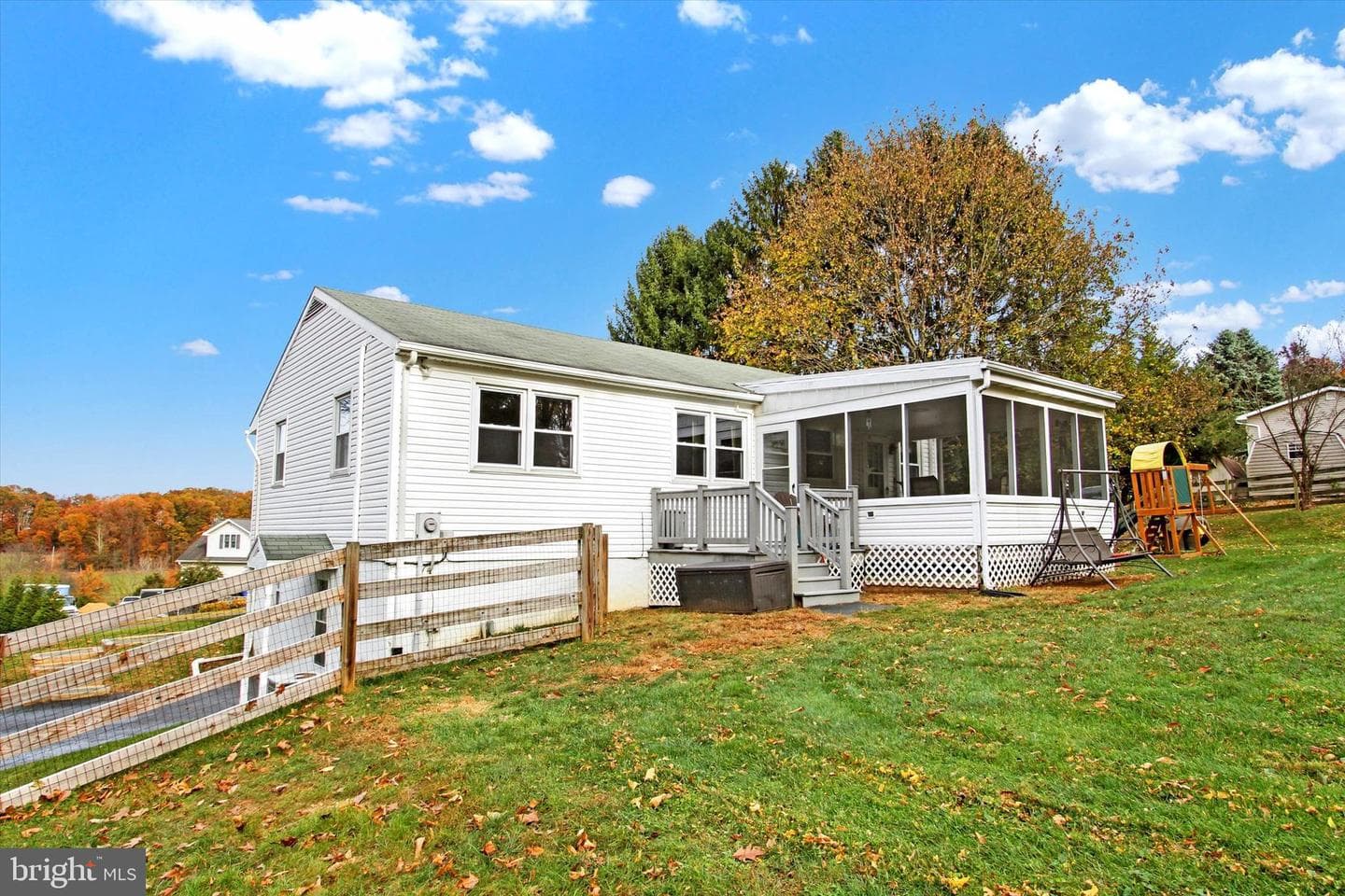 2385 Sunset Circle photo 24