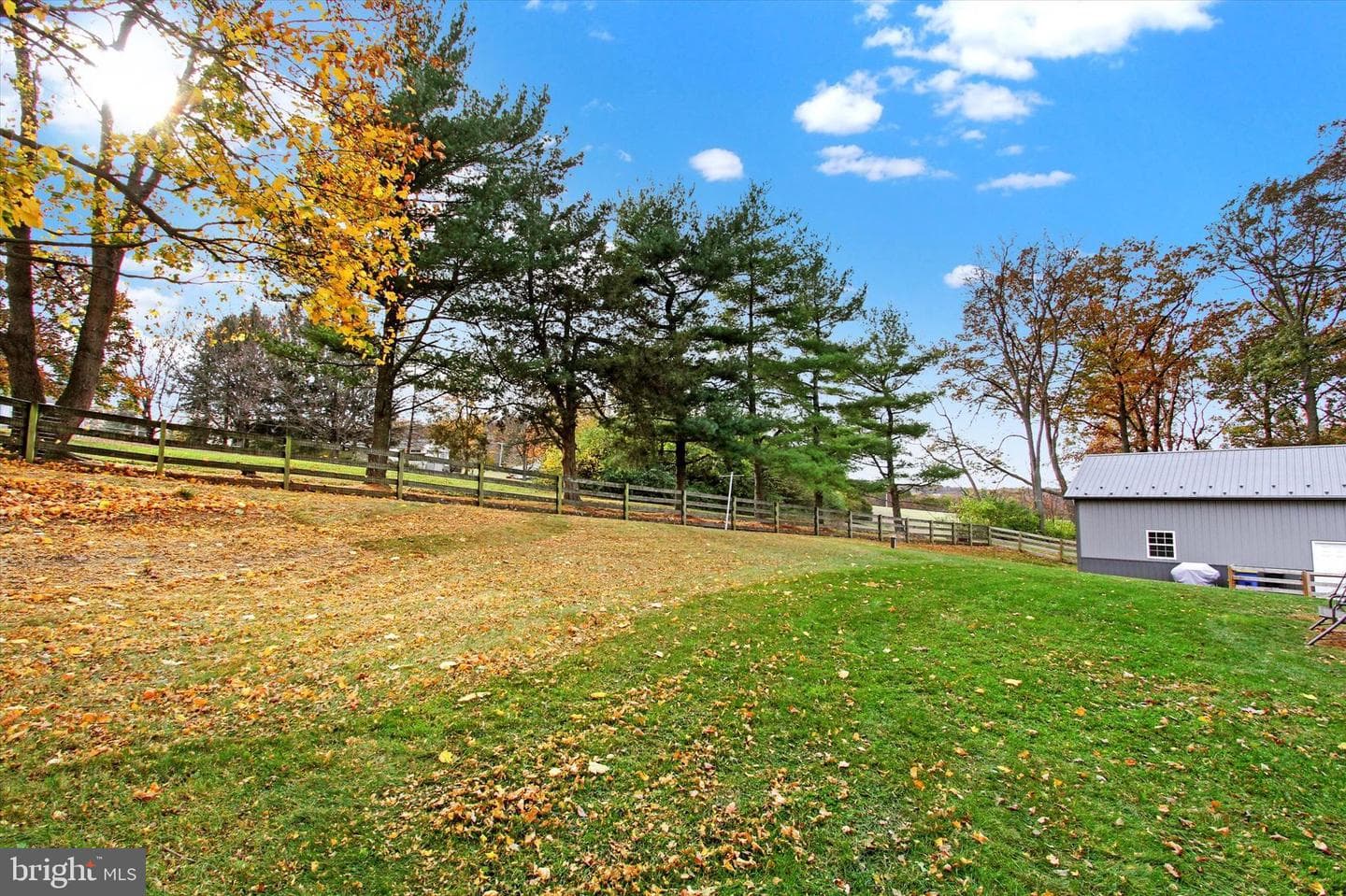 2385 Sunset Circle photo 25