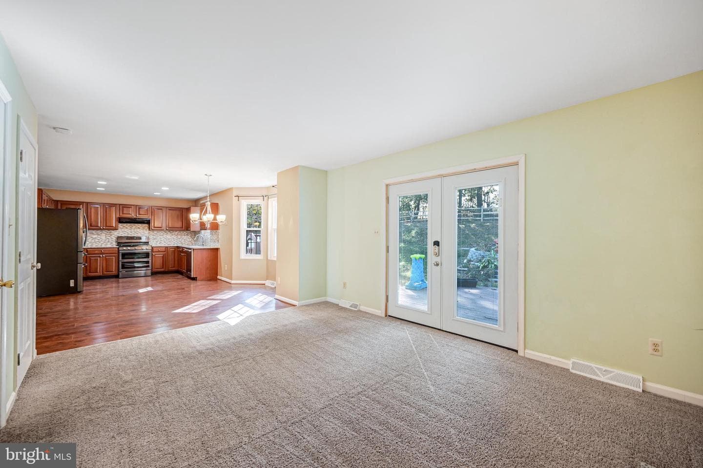 88 S Kennard Dale Avenue photo 21