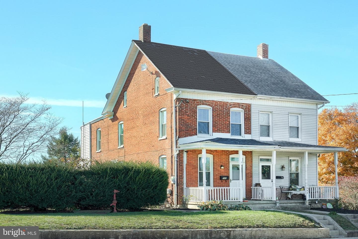 544 E Main Street photo 2