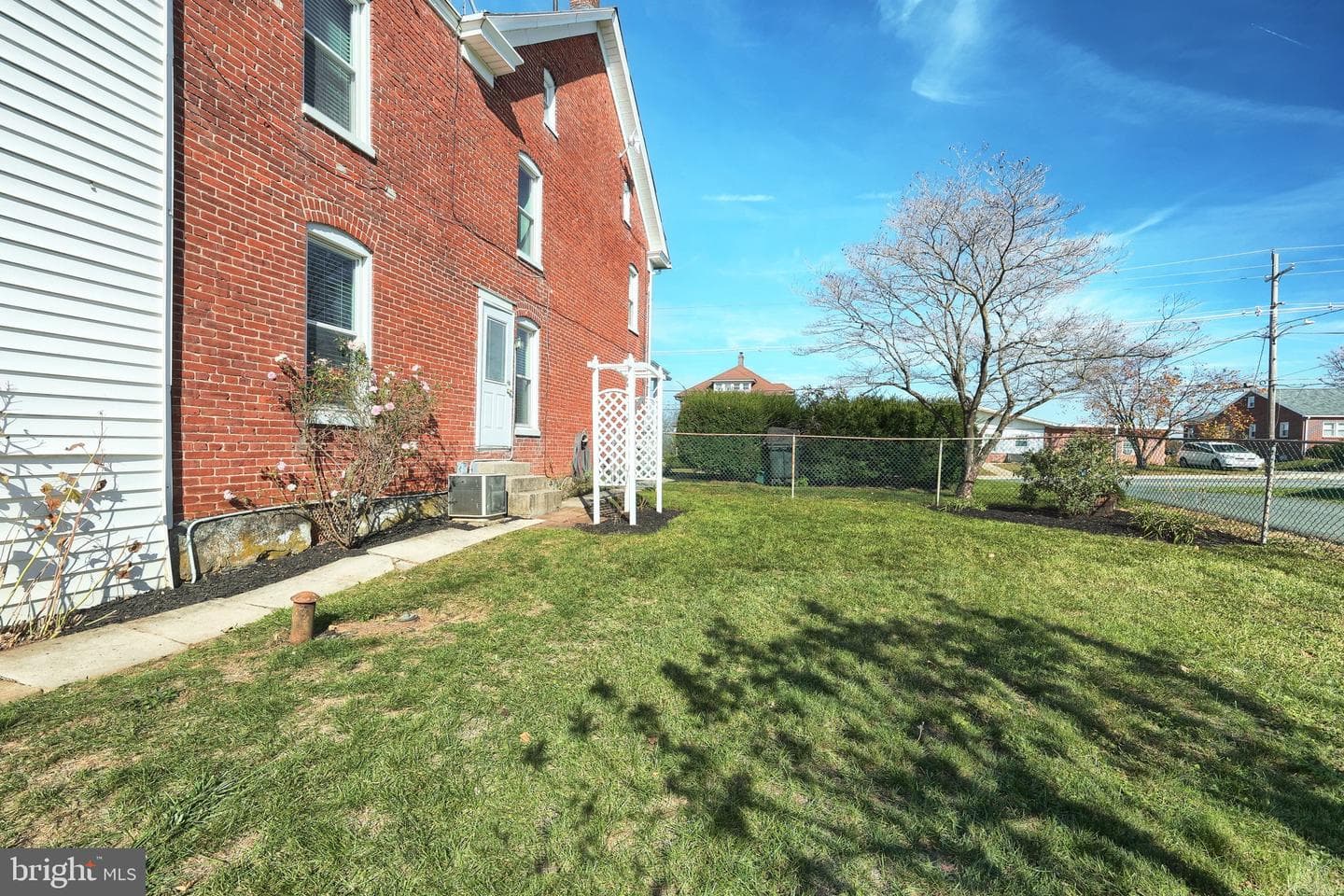 544 E Main Street photo 5