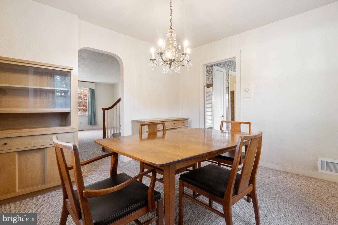 204 Wynwood Road photo 8