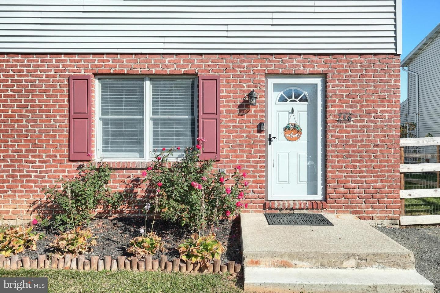 216 Westminster Avenue photo 15
