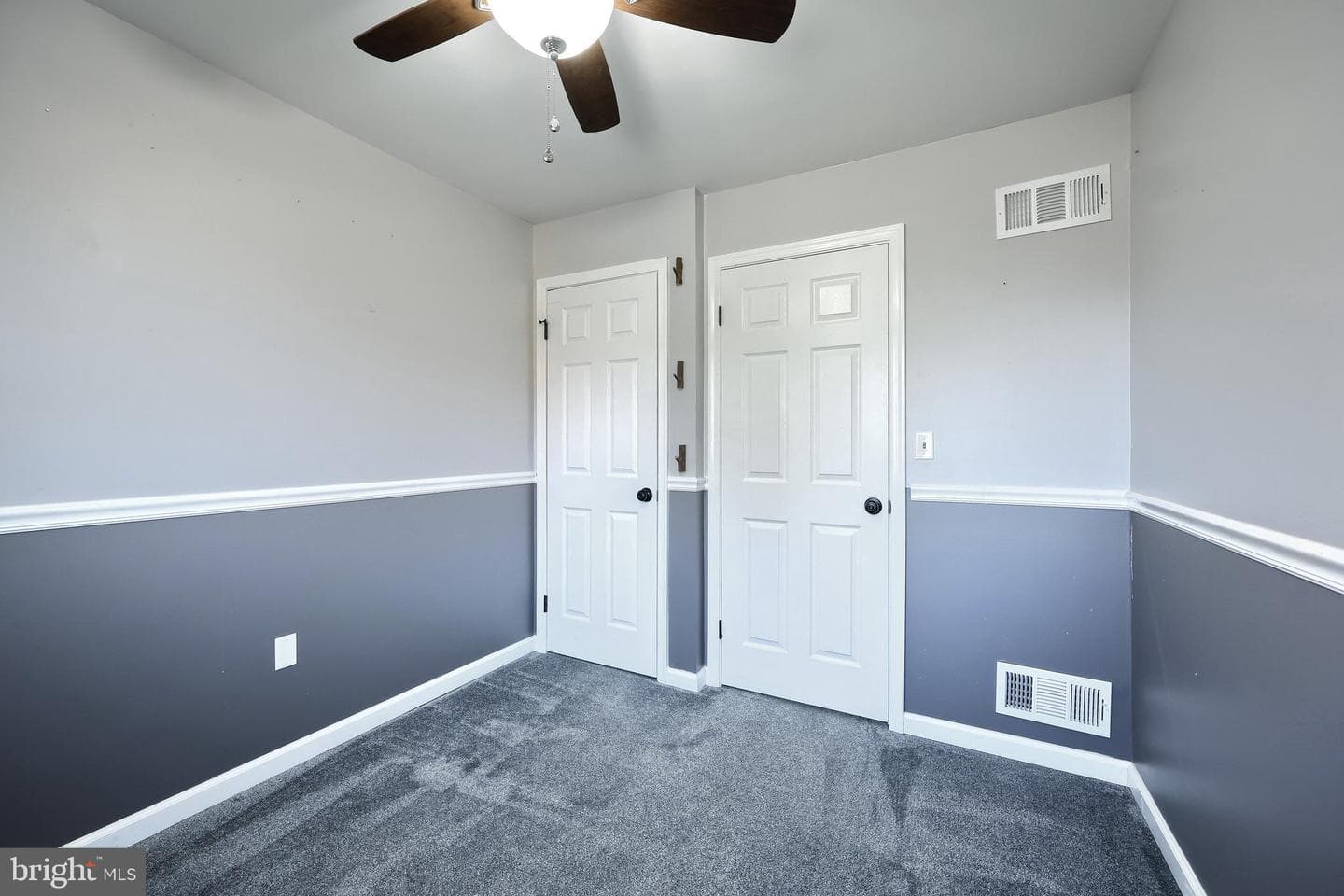 216 Westminster Avenue photo 34